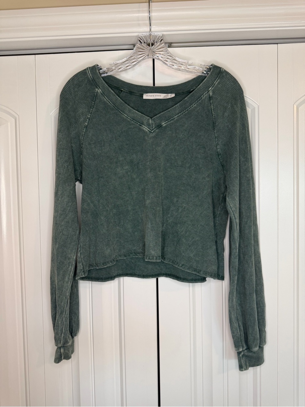 Altar'd State Washed Green V-Neck Cropped Top - Picture 5 of 6